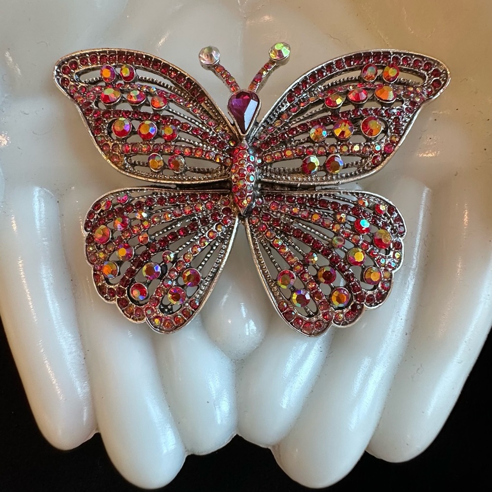 Xl Sparkling Butterfly Brooch/Pin